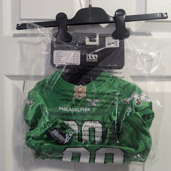 Eagles Pet Jersey - Picture 3 of 6